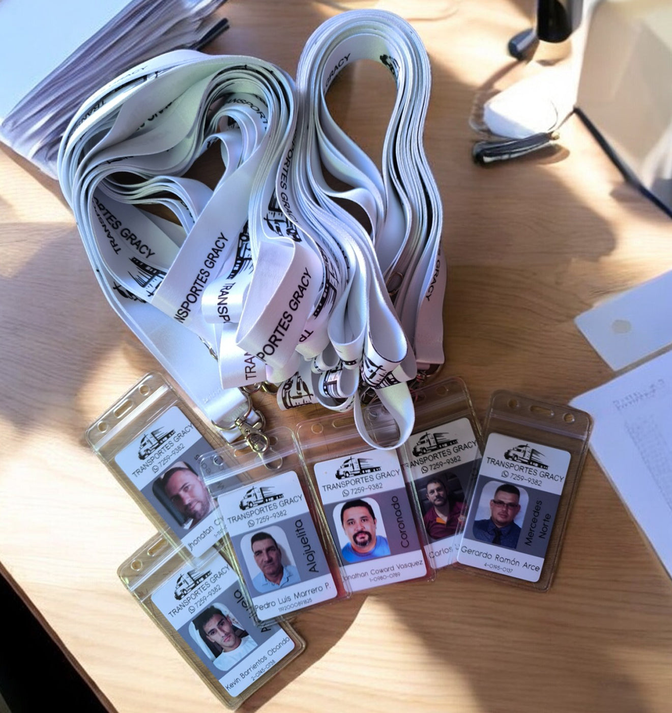 Gafetes y Lanyards Personalizados